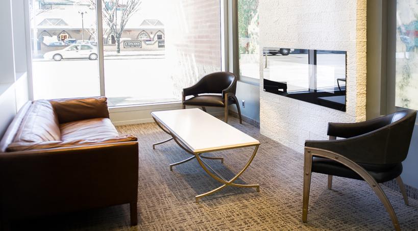 YYC Executive Suites By Roseman - Alura מראה חיצוני תמונה