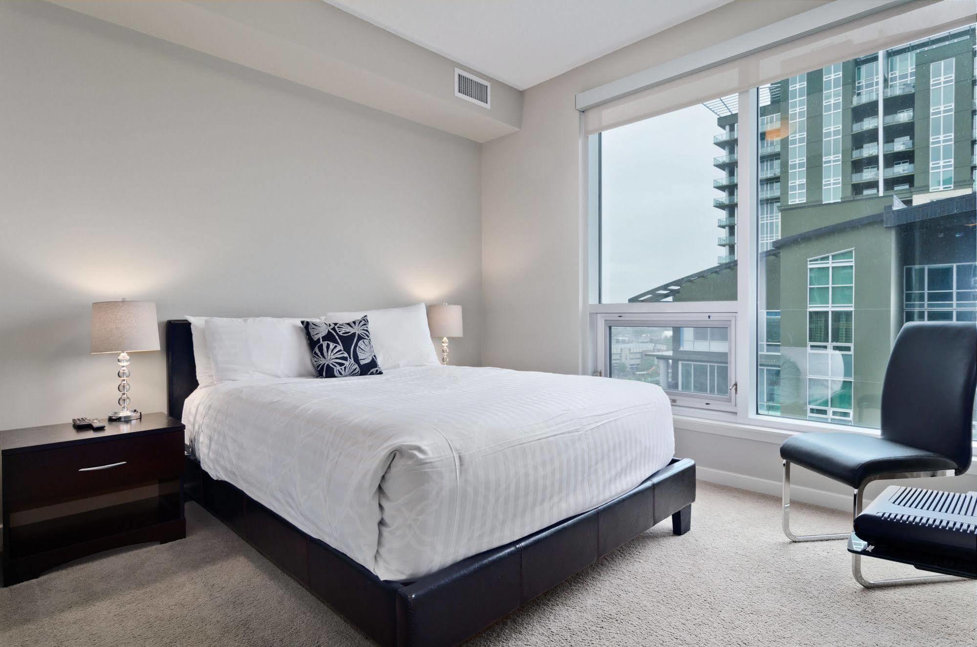 YYC Executive Suites By Roseman - Alura מראה חיצוני תמונה